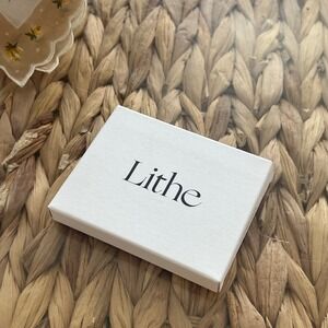 Lithe Beauty Astral Eyeshadow Palette 5B04 6-Pan Matte Shimmer Makeup